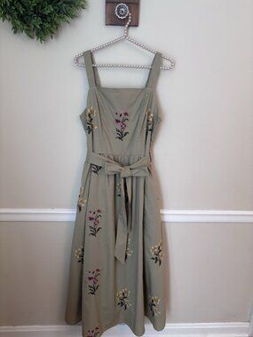 LEA Womens Size L Sage Green Maxi Dress Floral Embroidery Pockets Sleeveless